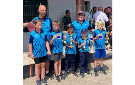 BABY/U9/U11 : VICE CHAMPION DE L' AIN - MEX 1 - CLUB AVENIR 